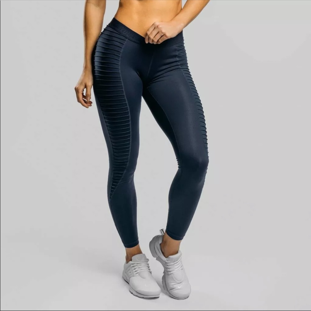 DOYOUEVEN Pleated leggings SZ SMALL!